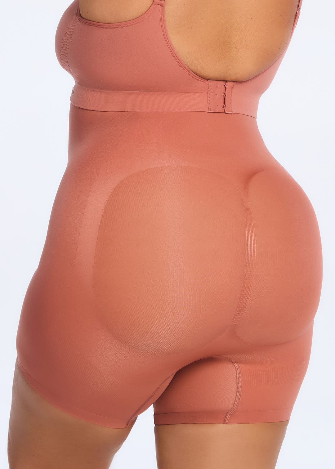 SmoothingSeamless Sculpting High-Waist Shorts