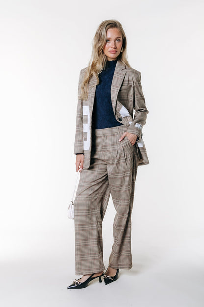 Paris Check Patch Blazer | Medium brown