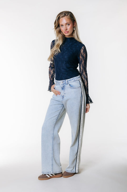 Gaias Tuxedo High Rise Denim | Light blue denim