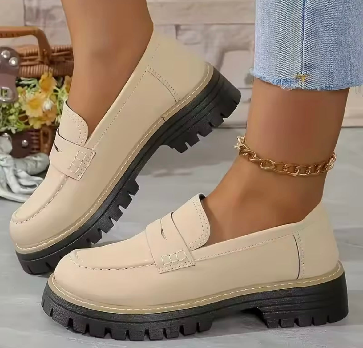 Elegante Comfort Loafers