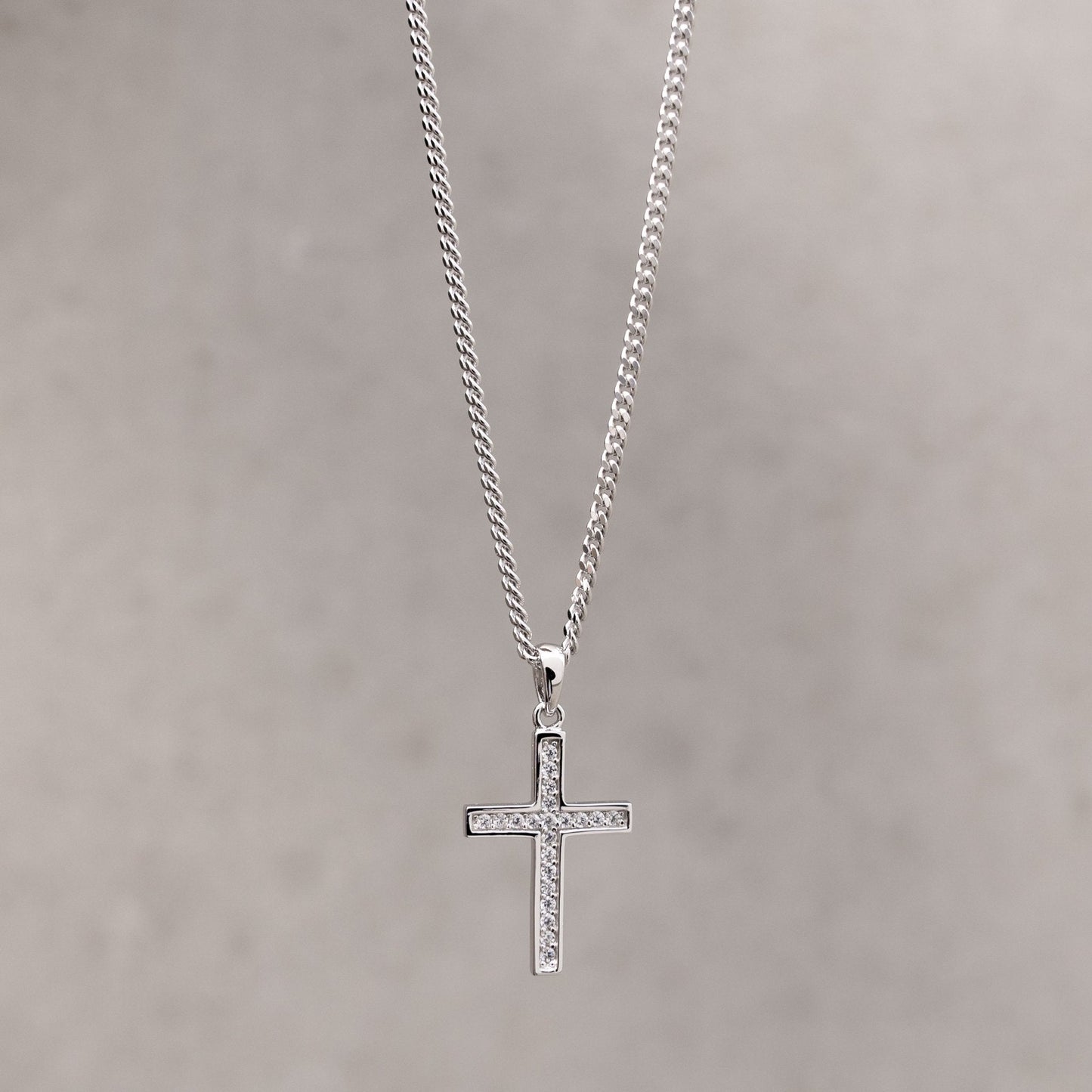 KRUIS KETTING ICED OUT 925 ZILVER GERHODINEERD